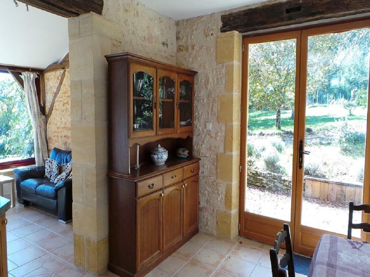 Les Coustilles Saint-Alvere Luaran gambar