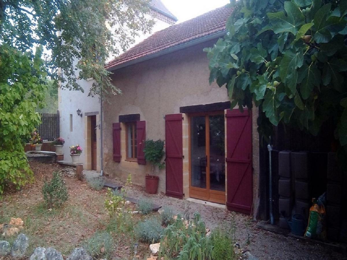 Les Coustilles Saint-Alvere Luaran gambar